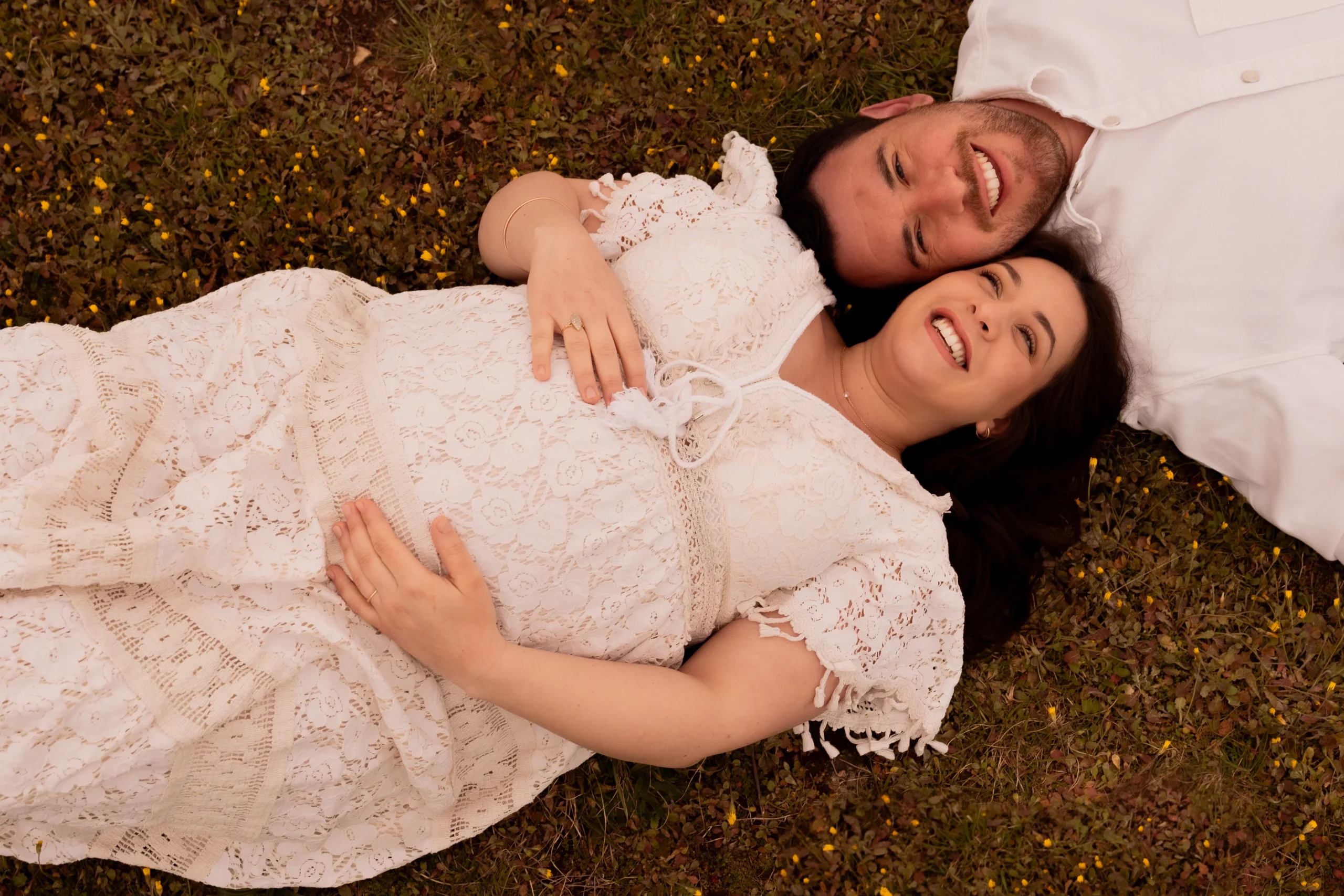 Photographe portrait Beaujolais Laetitia Duvernay Moments Lyon Bourgogne photographie portrait lifestyle couple grossesse amour